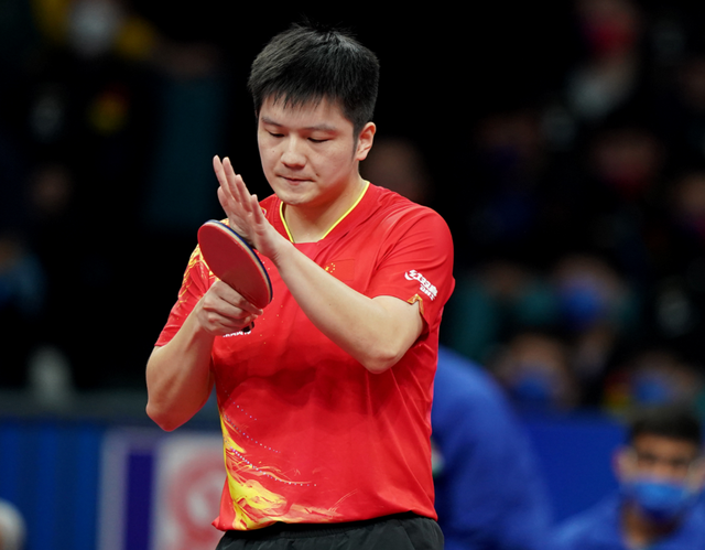  郭德纲经纪人凌晨发文 