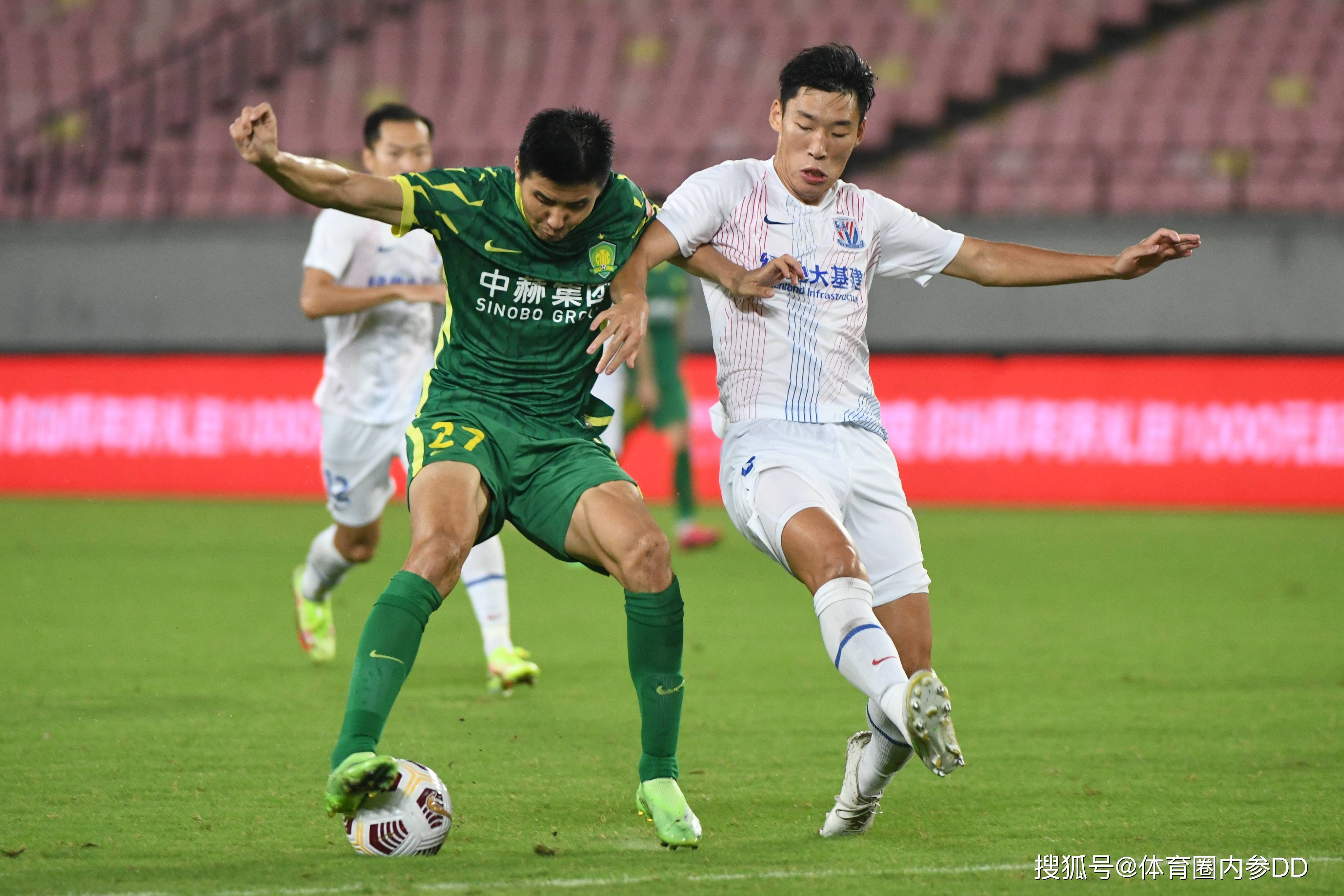 BBSPORTS-赛后上海申花备战荷甲，强势反弹细节曝光，底气十足，团队化学反应显著(荷甲最新比分及积分榜)