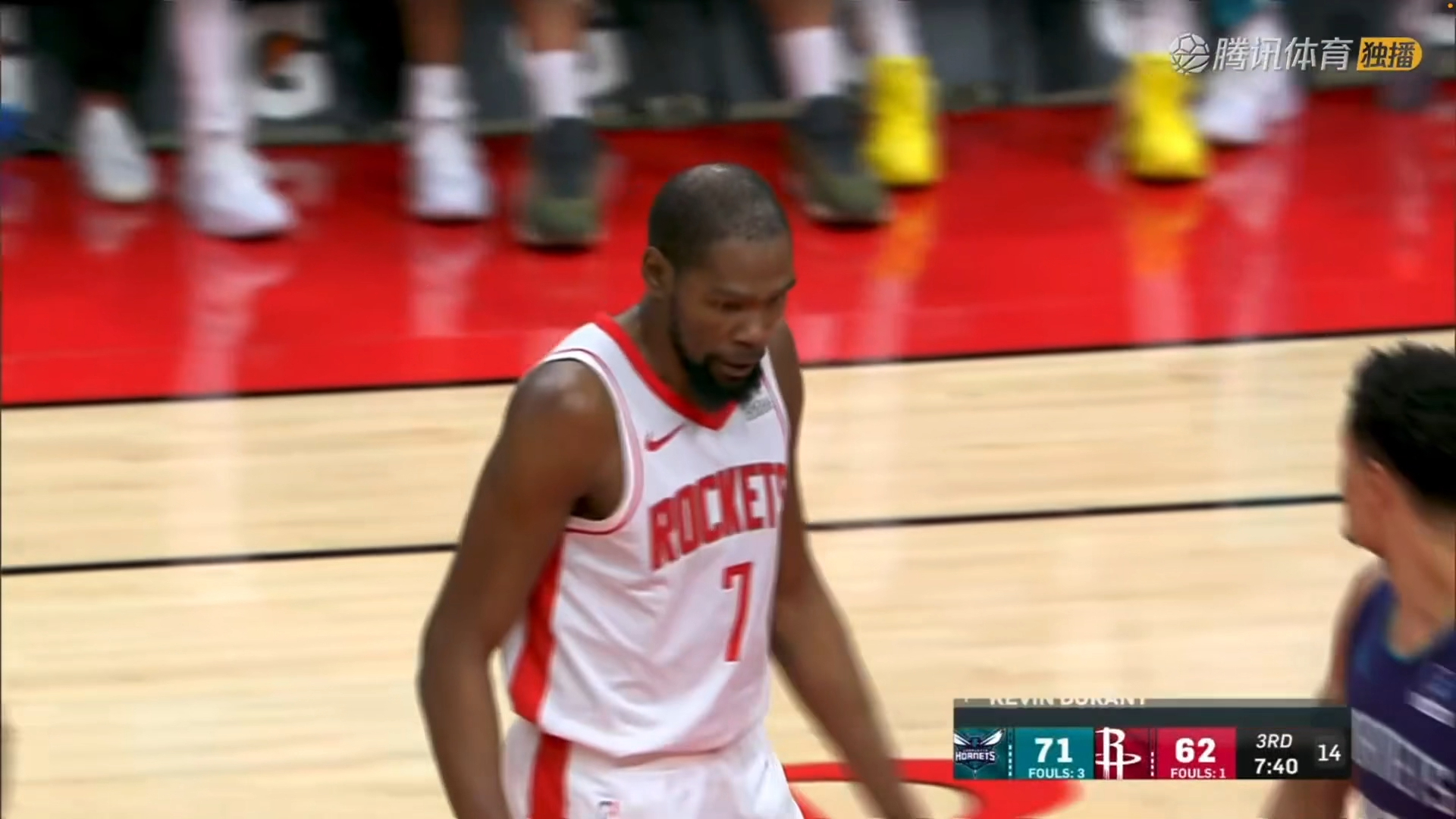 BB体育-包含杜兰特迎来十五赛季高光表现，西班牙队球迷沸腾！的词条